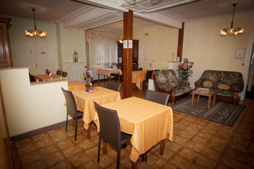Hotel De La Cite Châlons-en-Champagne Kültér fotó