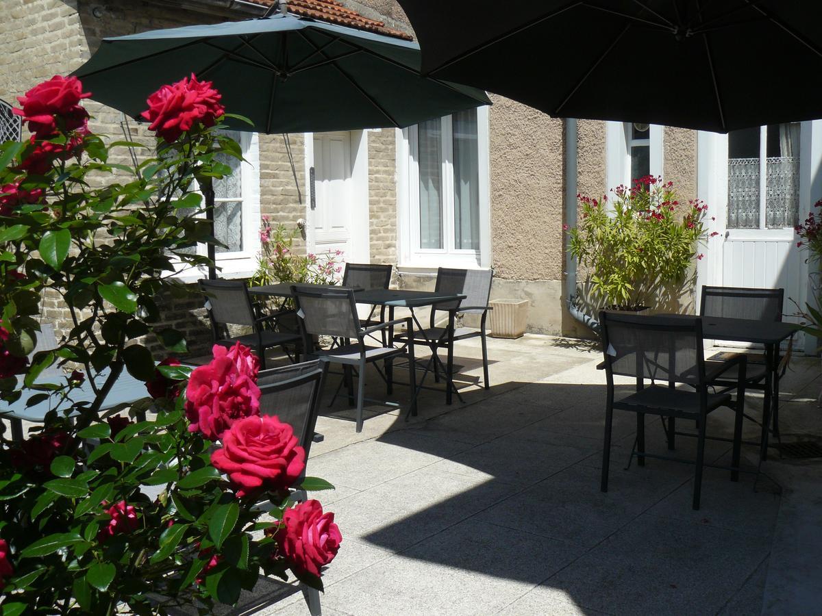 Hotel De La Cite Châlons-en-Champagne Kültér fotó