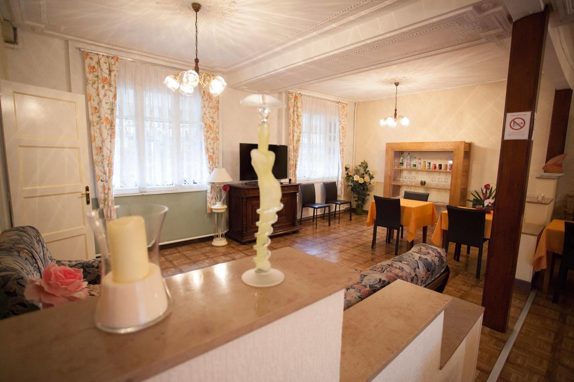 Hotel De La Cite Châlons-en-Champagne Kültér fotó